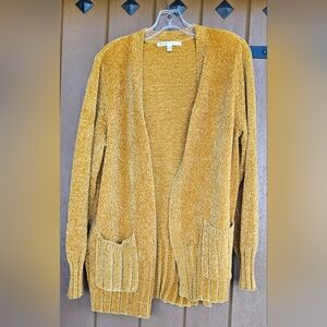 Mustard yellow cozy cardigan